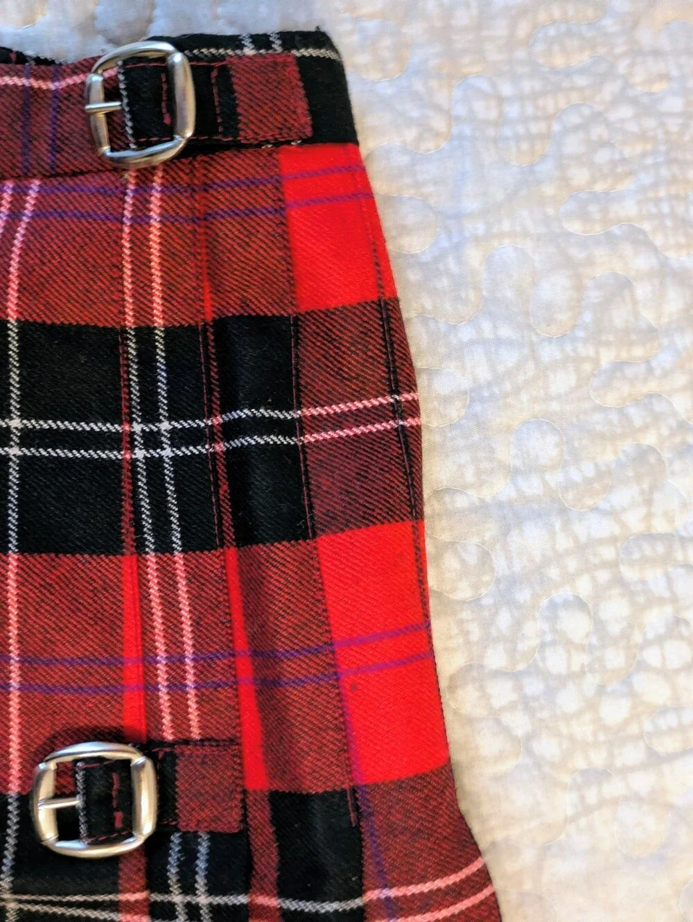 Glengary Scotland Vintage 100% Wool Tartan Wrap Pleated Skirt with Buckle Detail - Picture 13 of 15